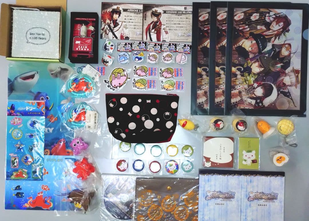 BLEACH ジャンプ展 缶バッジ 白哉 ブレソル +他作品セット 約150点