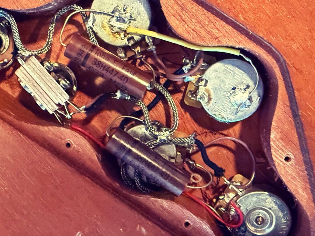 Gibson SG Special 2011年　P90