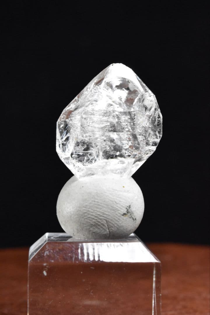 パキスタン オイルインダイアモンドクォーツ オレンジ蛍光02