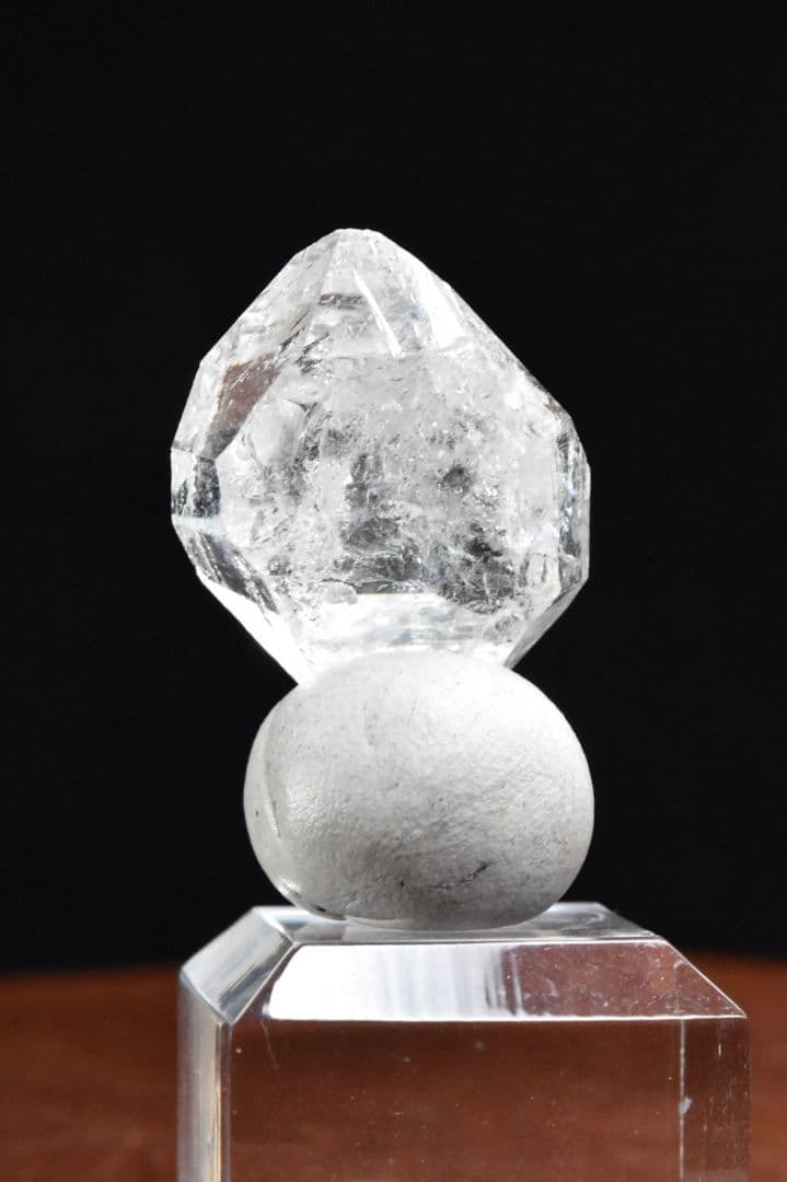 パキスタン オイルインダイアモンドクォーツ オレンジ蛍光02