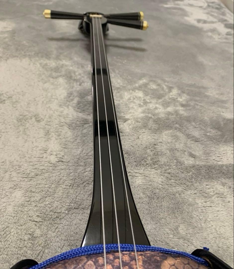 【中古美品】沖縄三線(三味線)人工皮(プリント)入門モデル