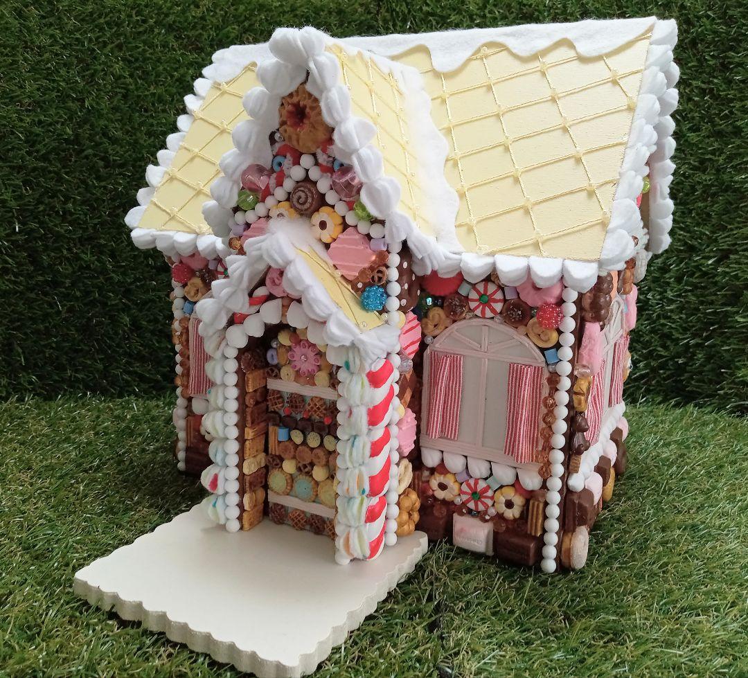 お菓子の家✤シルバニア✤プチブライスドールハウス