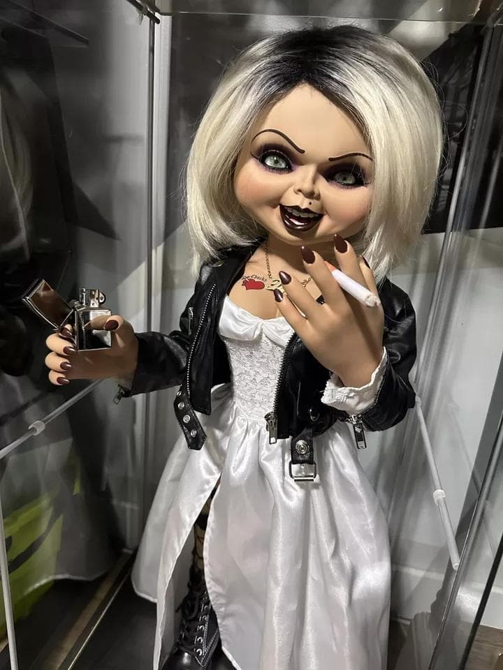 チャッキー 等身大人形NECA チャッキーの花嫁 ティファニー - メルカリ