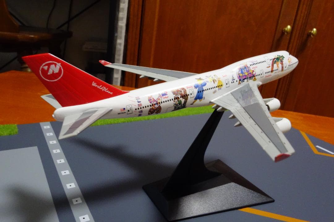 航空機・ヘリコプター NORTHWEST WORLDPLANE B747-400 1/400