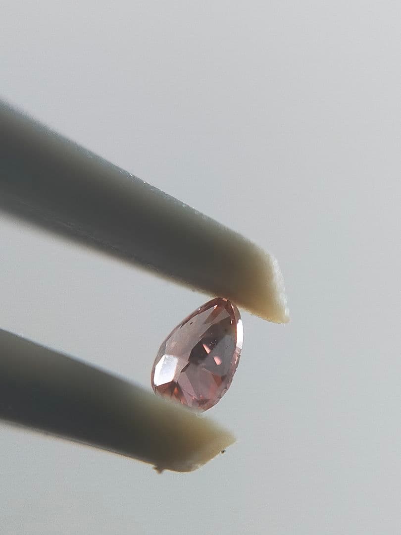 天然ピンクダイヤ FANCY DEEP PINK AGTソ 0.037ct