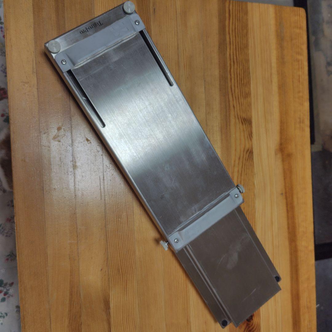 Tojiro Pro 砥石固定台　藤二郎株式会社