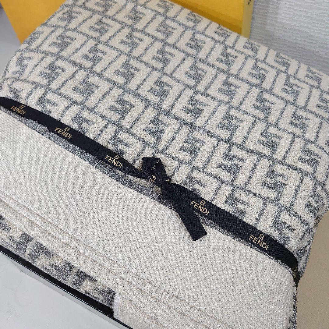 未使用箱あり◇FENDI フェンディ タオルケット ズッカ柄 FF柄 希少