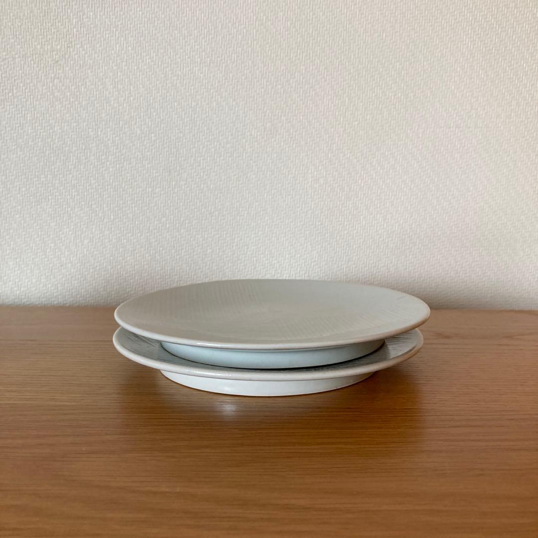 阿南維也さん　白磁鎬5.5寸皿　2枚セット