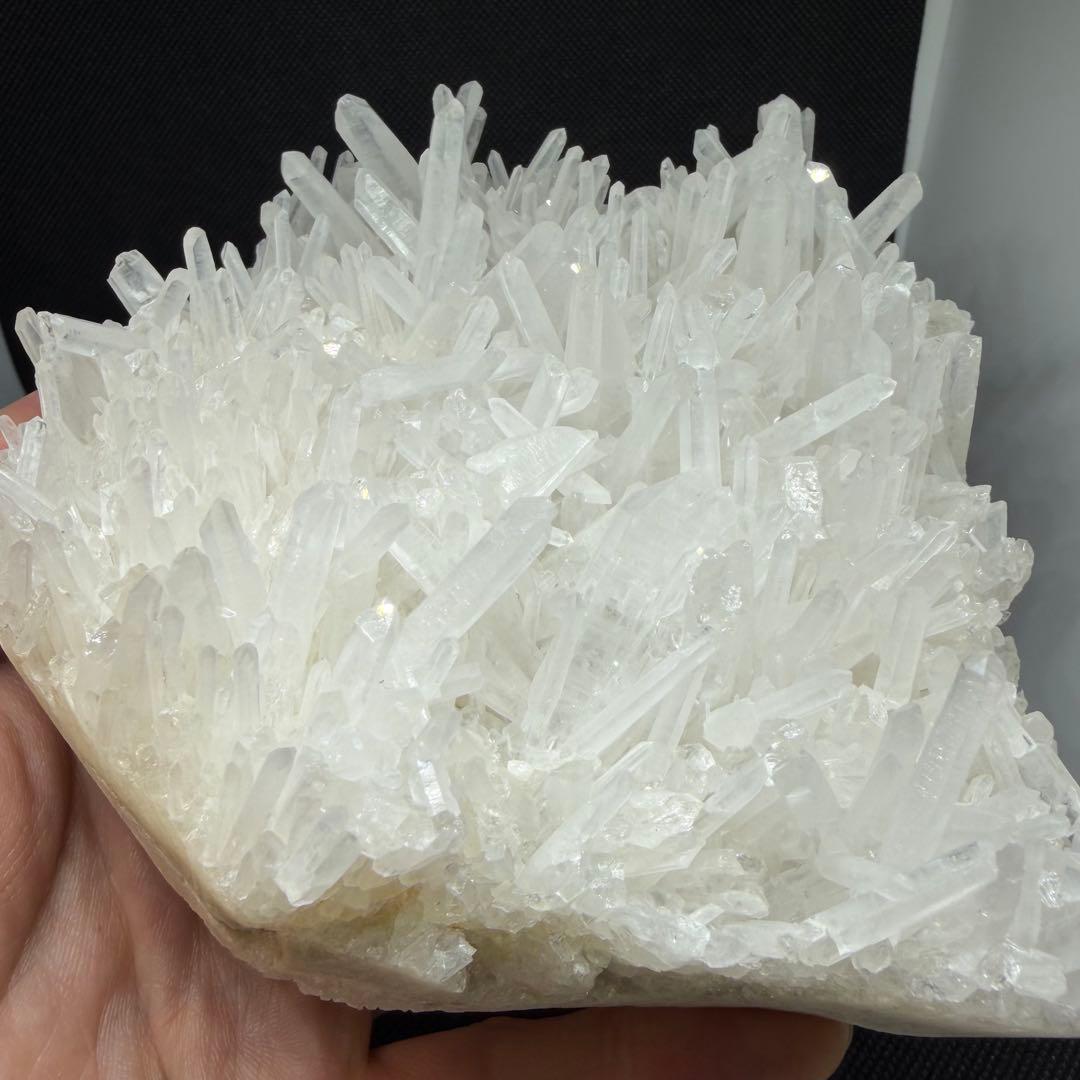 1.1kg 水晶クラスター　大　072