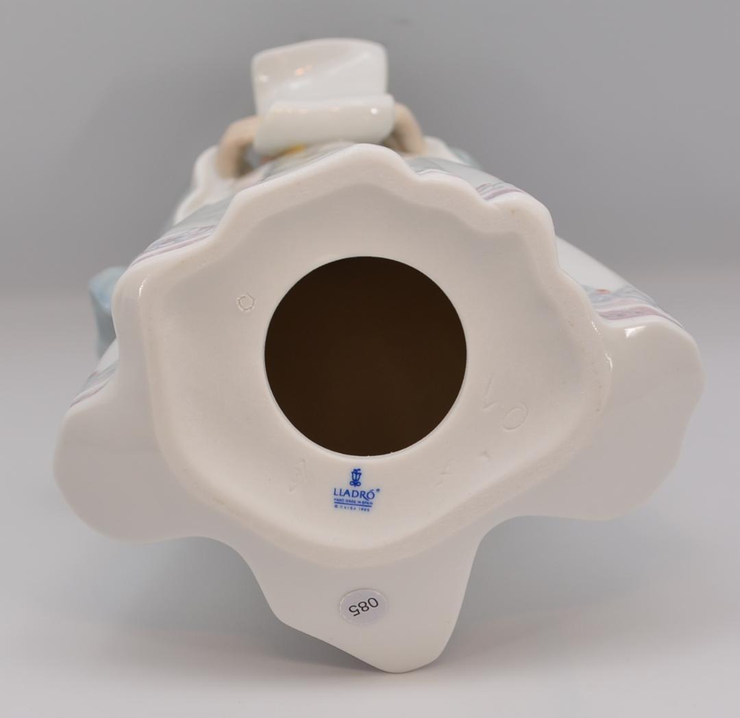 天の歌い手は喜ぶ　＃6321　No.3　★リヤドロ　スペイン　ポーセリン　箱付