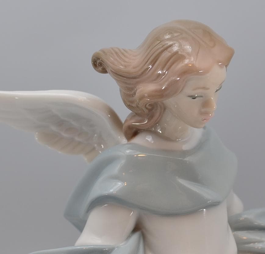 天の歌い手は喜ぶ　＃6321　No.3　★リヤドロ　スペイン　ポーセリン　箱付