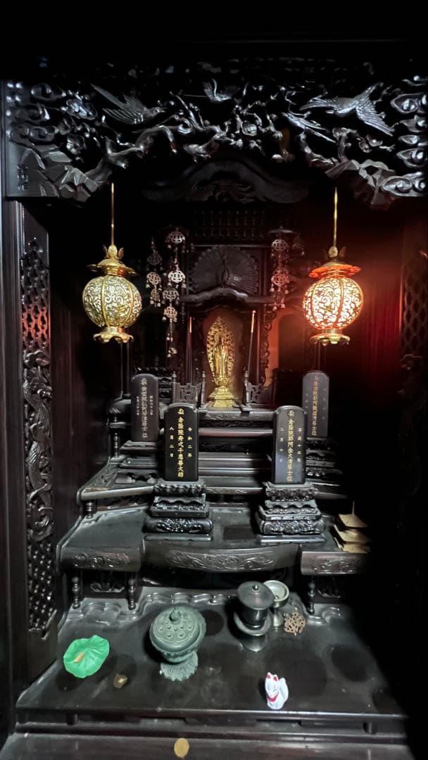 伝統的な日本仏壇です