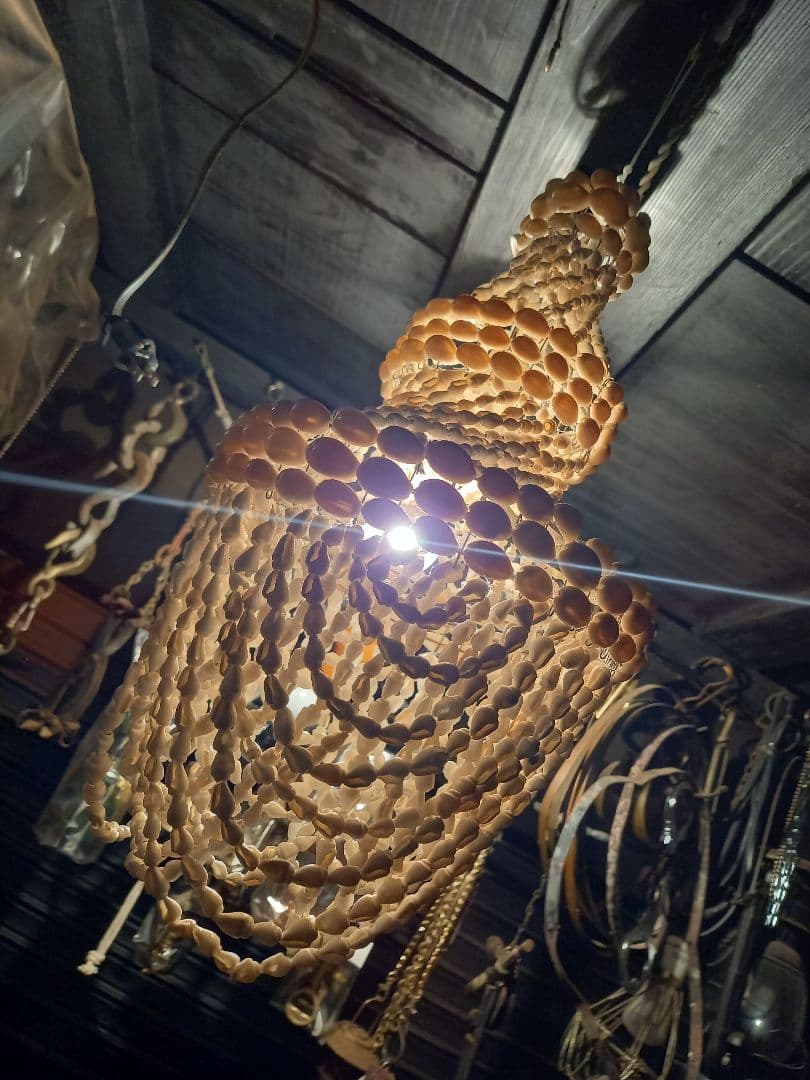 レア　フレンチ　シェル　ビーズ　シャンデリア　ハンギング　ランプ