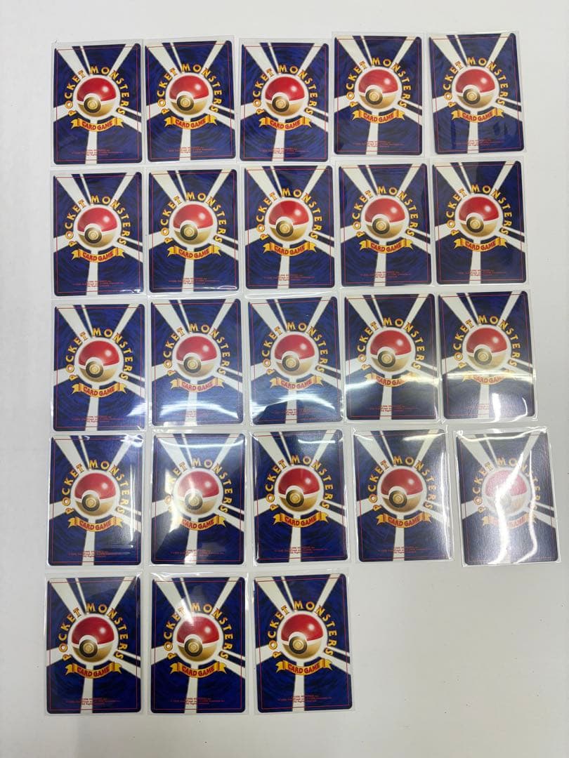 ポケモンカード 旧裏面カード　23枚セット ホロカード含む　ピカチュウ　ミュウ