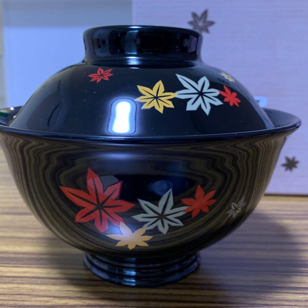 ★美品★ル・クルーゼ モミジ お椀 丼ぶり 蓋付き 赤 黒