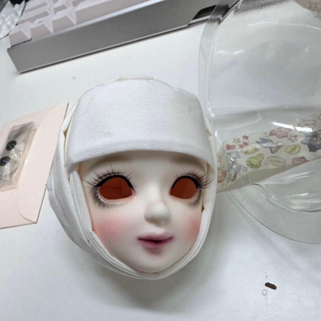 Foveo ドール Hico ヘッド Salmon white メイクあり