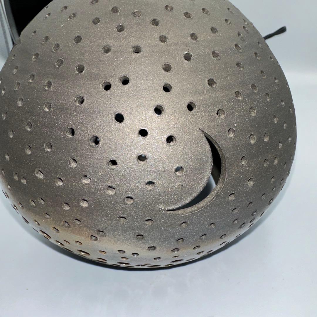 陶器製　星と月のデザインのドロップ型ランプ　間接照明　幻想的照明
