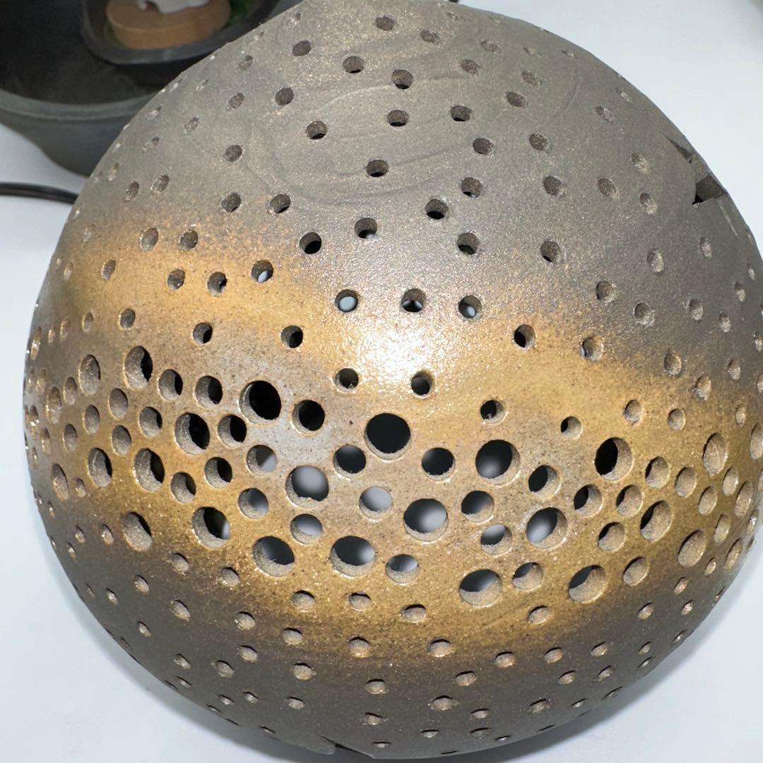 陶器製　星と月のデザインのドロップ型ランプ　間接照明　幻想的照明