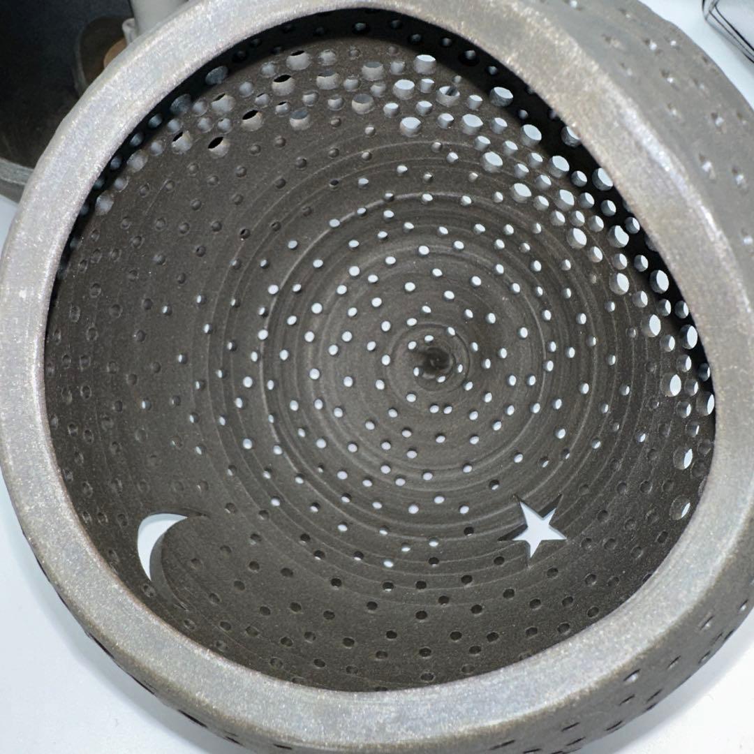 陶器製　星と月のデザインのドロップ型ランプ　間接照明　幻想的照明