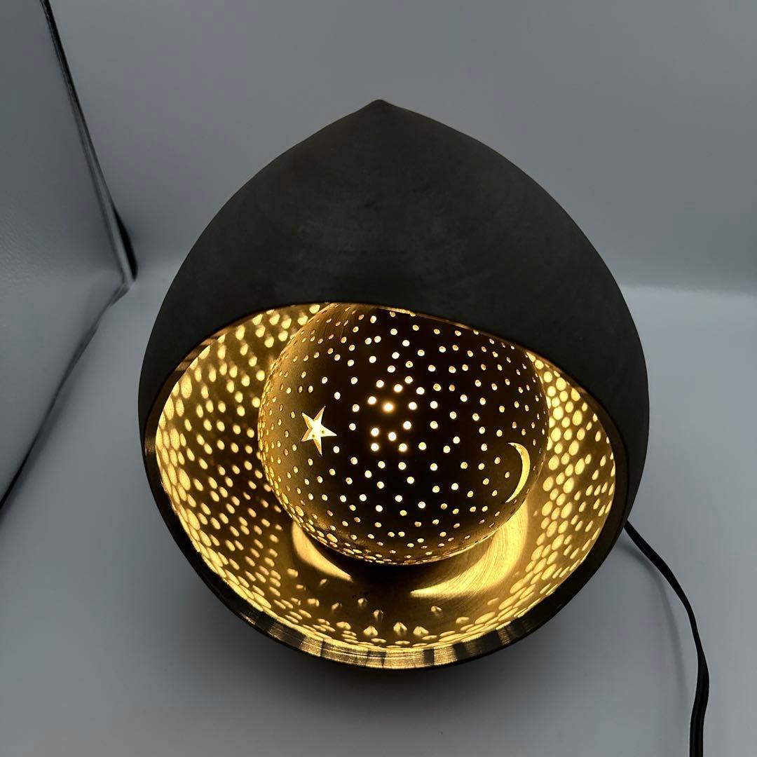 陶器製　星と月のデザインのドロップ型ランプ　間接照明　幻想的照明