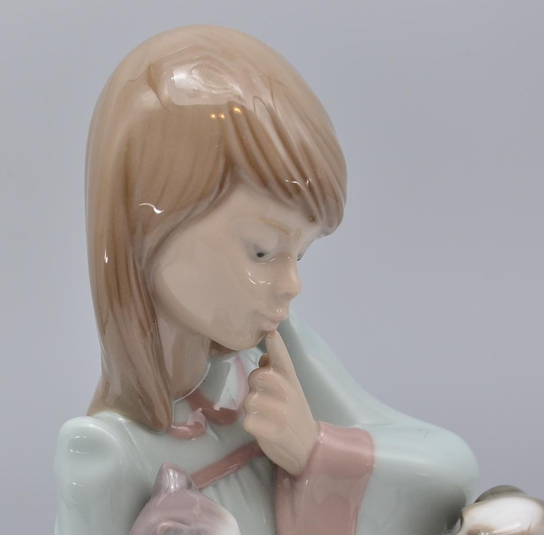 ネコのお昼寝　＃5640　★リヤドロ　スペイン　ポーセリン　ヴィンテージ