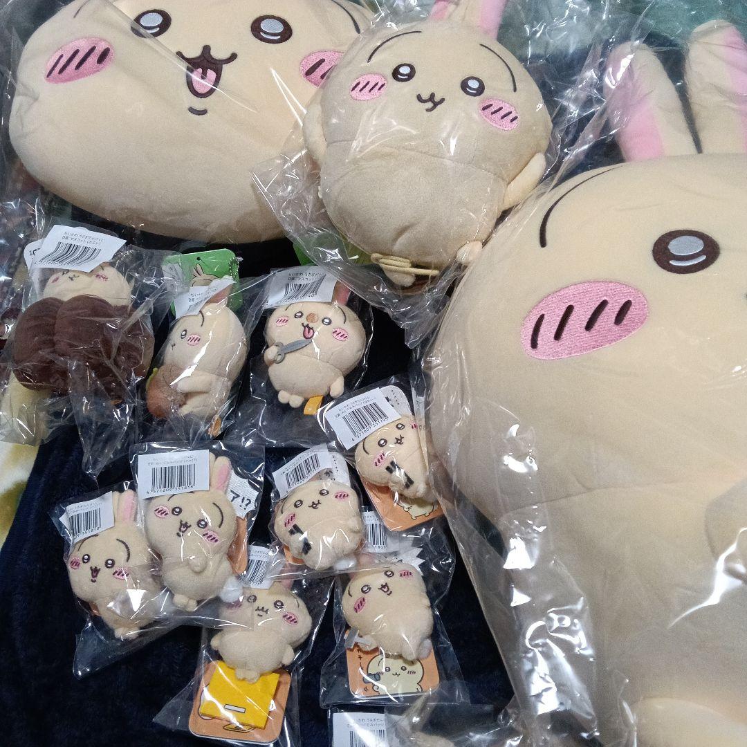 ちいかわ うさぎだらけくじ A賞 腕組み ぬいぐるみ クッション ちい