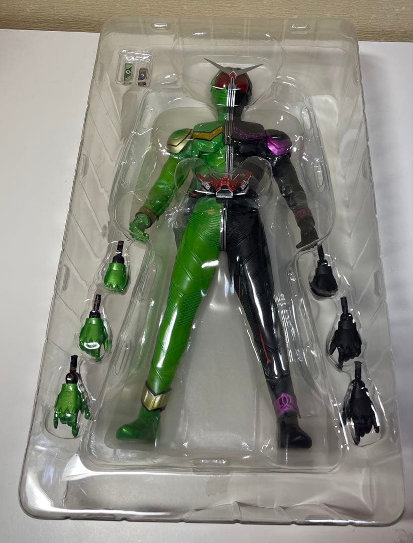 RAH 仮面ライダーダブル フィギュア　サイクロンジョーカー
