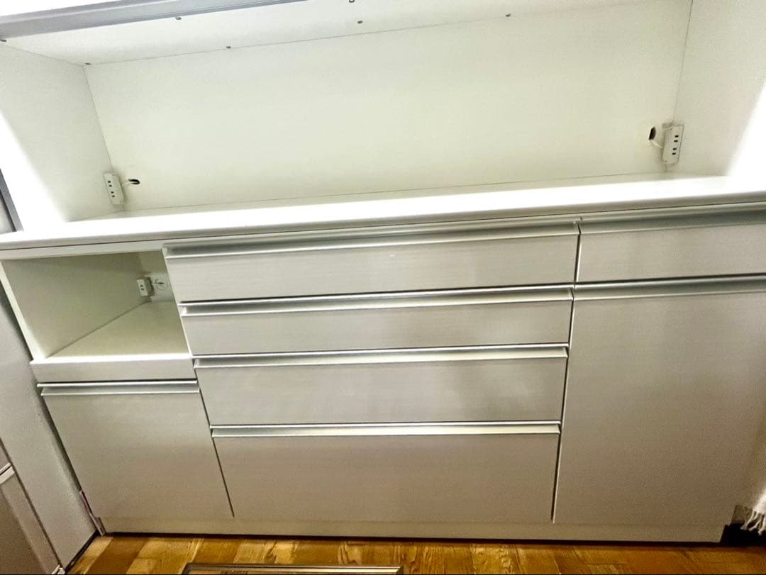 大川家具 ホワイト食器棚 210センチ 幅180センチ