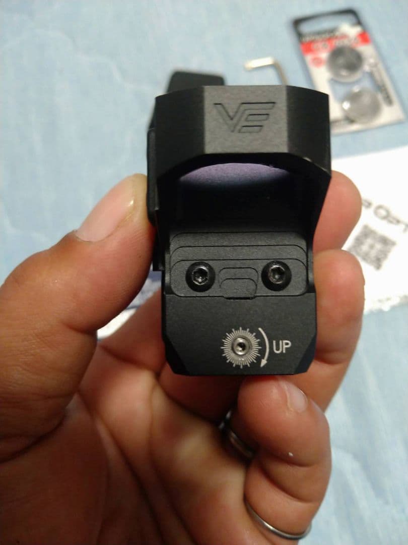 ドットサイトVectorOptics