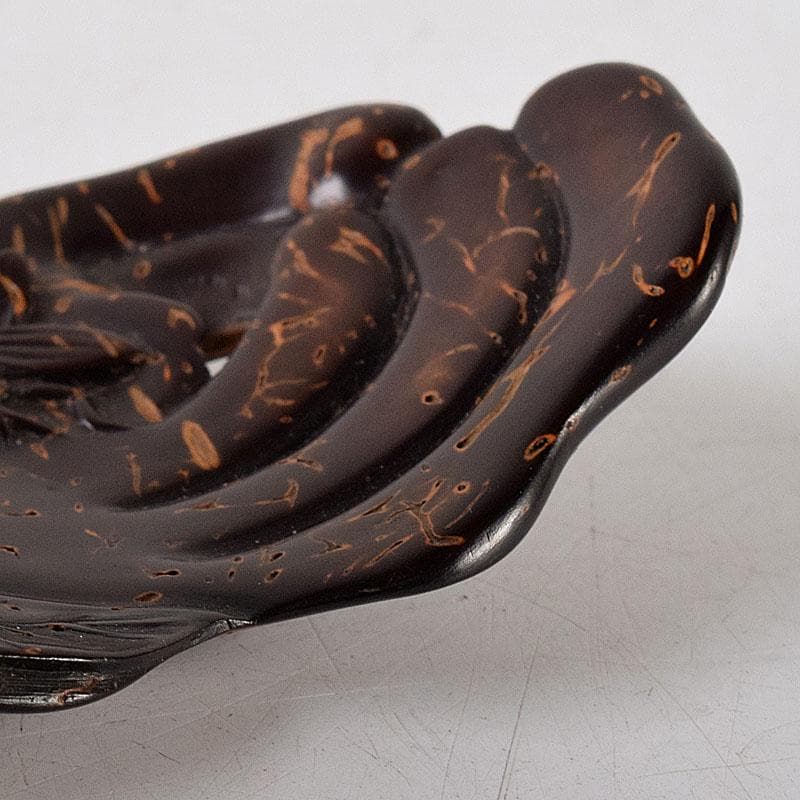 中国　書道具　唐木瘤木製　葉形　墨置　筆置　V　8033