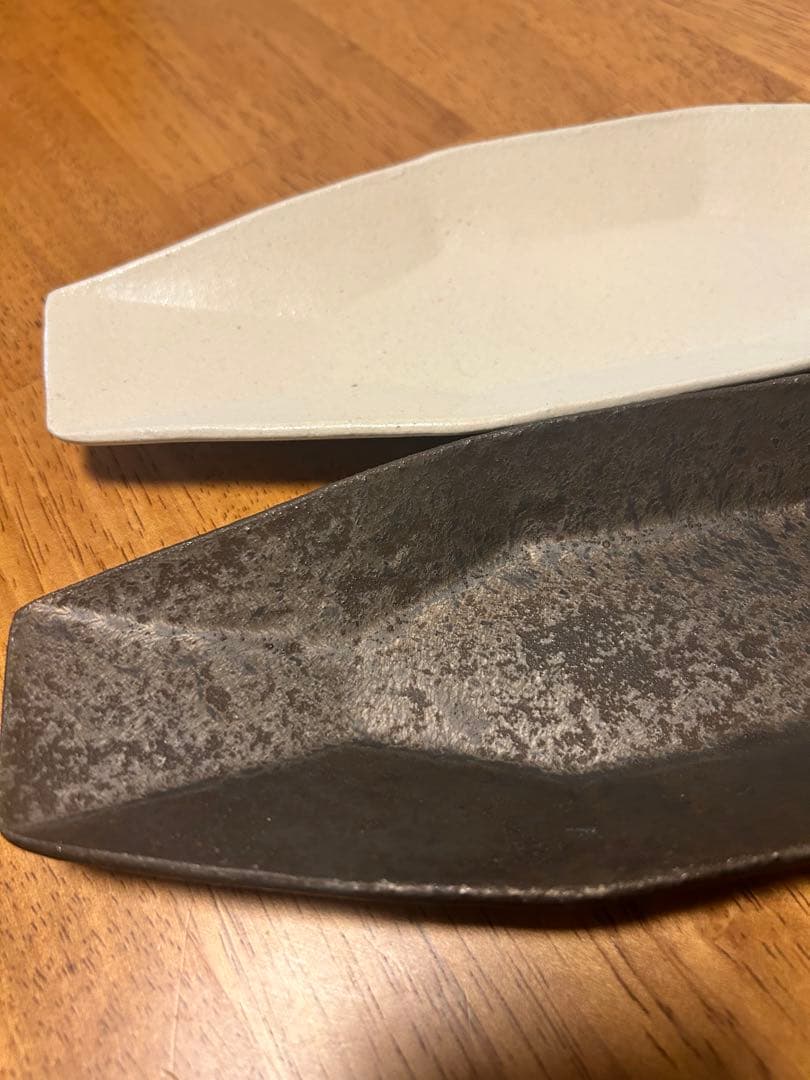 安福由美子 八角長皿 黒1枚・白1枚 菊鉢 黒1枚