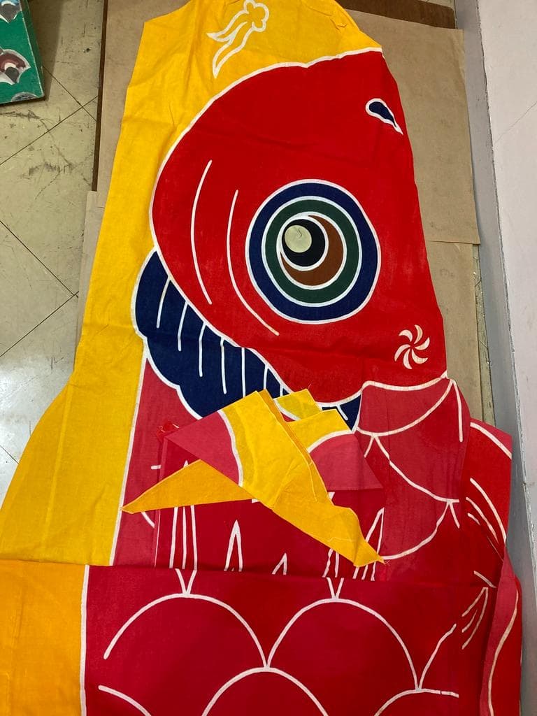 現品限り 希少　太郎鯉 鯉のぼり 赤/黄5m 目シール　木綿 新品 昭和レトロ