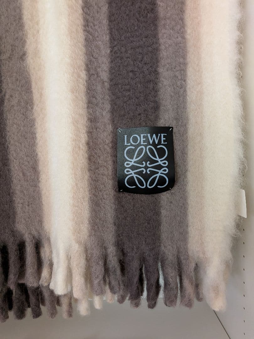 【LOEWE/新品未使用】モヘアのブランケット　ベッドカバー