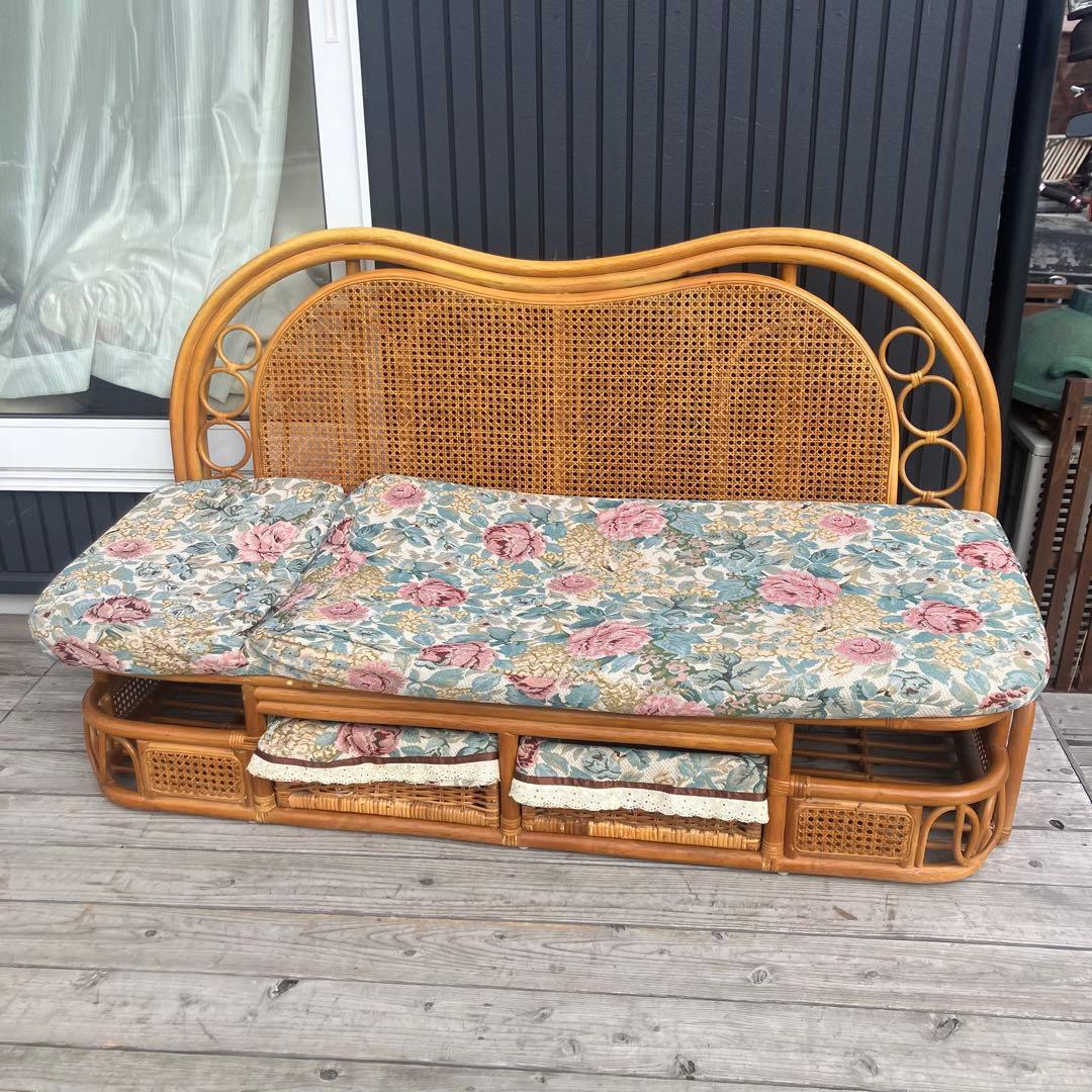 昭和レトロ 花柄ラタンチェア 2人掛けソファー 収納付き 古家具 ビンテージ