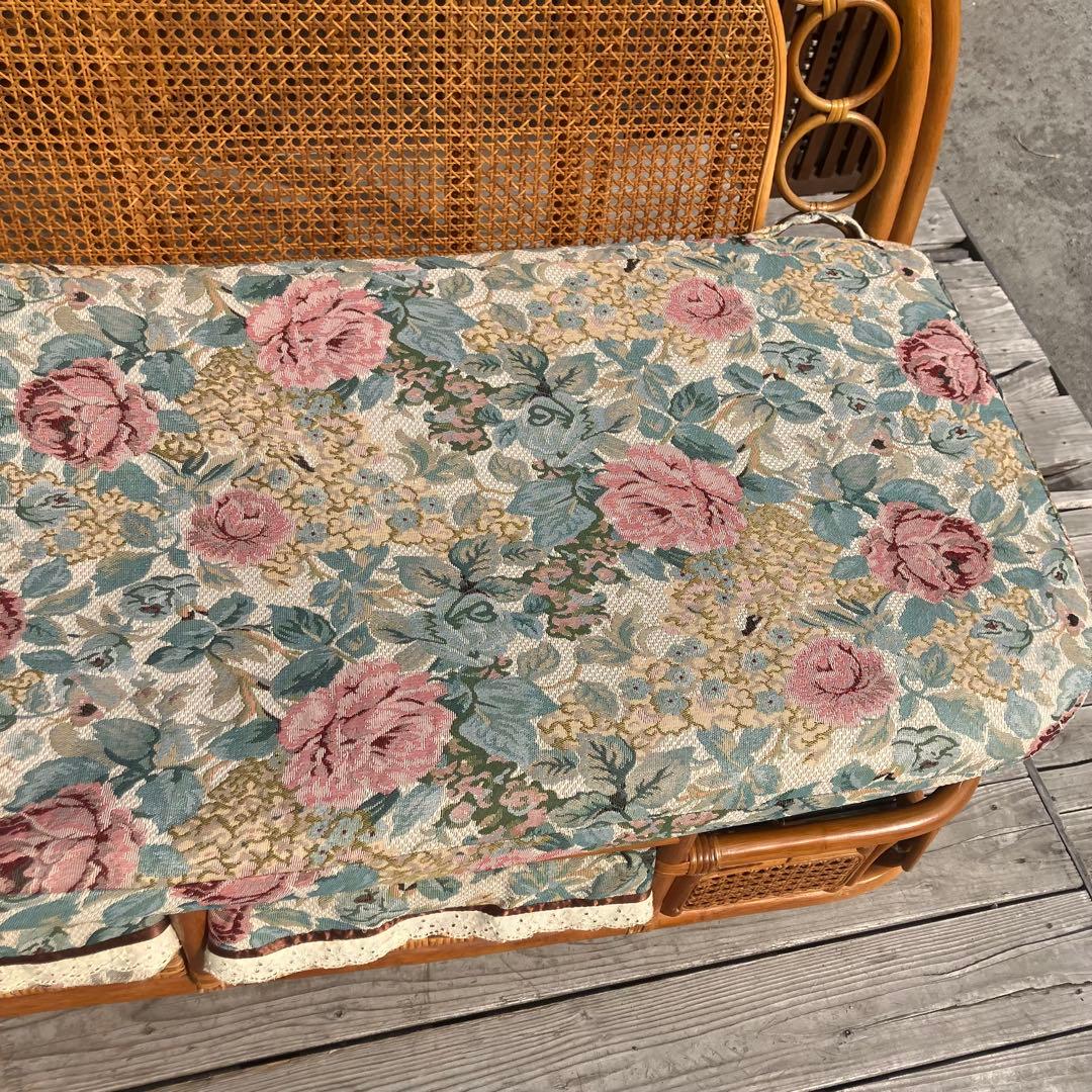 昭和レトロ 花柄ラタンチェア 2人掛けソファー 収納付き 古家具 ビンテージ