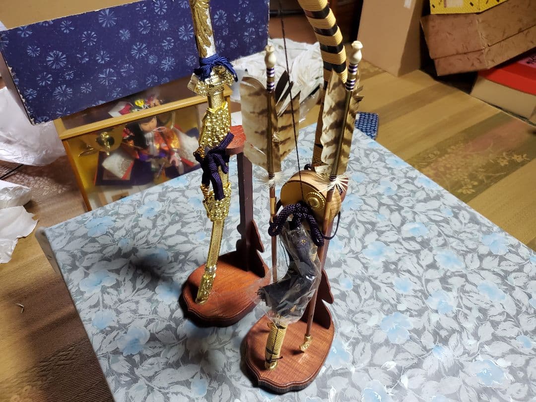 伝統的な五月人形 付属 刀 弓