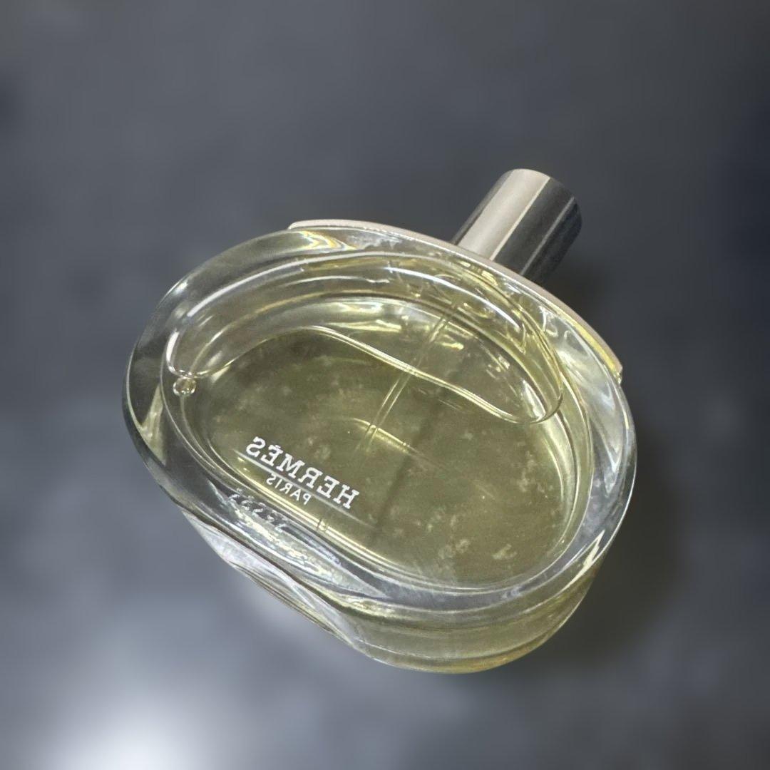 オー ド パルファム 《バレニア》 レフィラブル- 60ml | Hermès