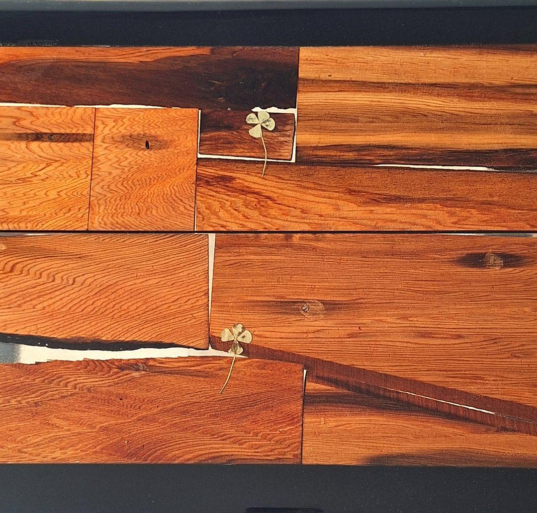 レジンサイドテーブル　屋久杉　四つ葉のクローバー