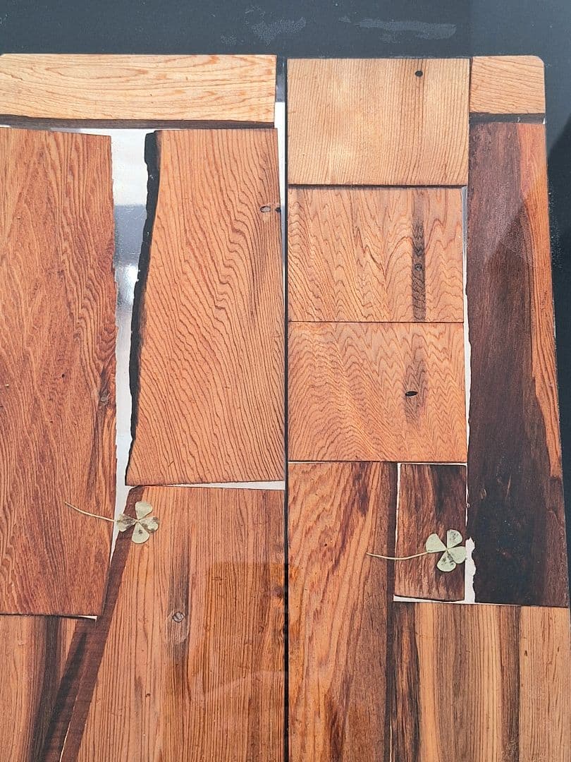 レジンサイドテーブル　屋久杉　四つ葉のクローバー