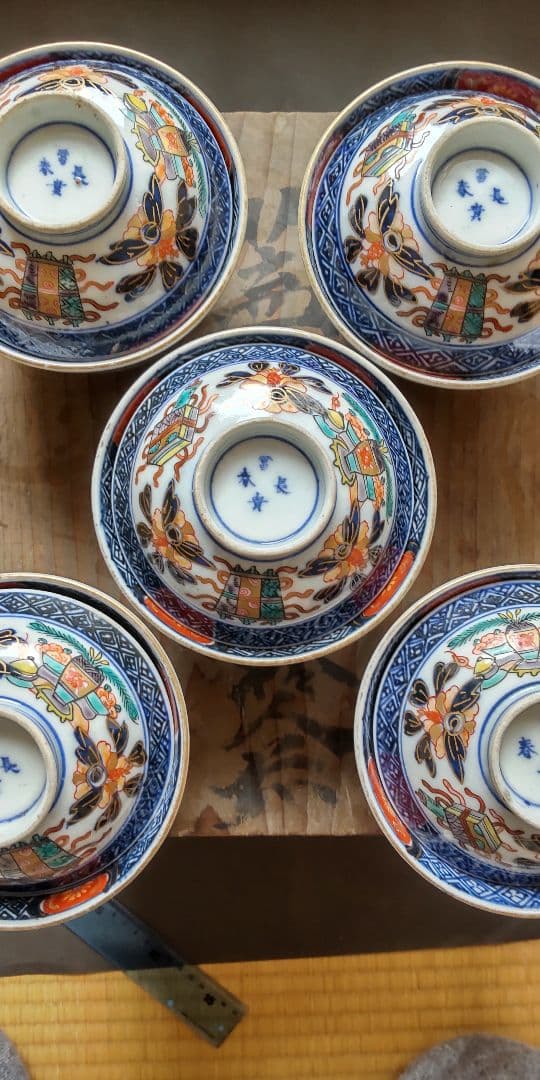 古伊万里 蓋茶碗 冨貴長春 明治18年 20客のうち5客 - メルカリ