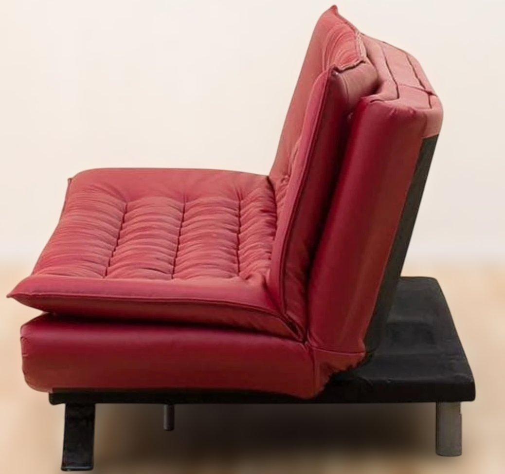 ［美品・送料込み］ニトリ ソファベッド Nシールド 赤