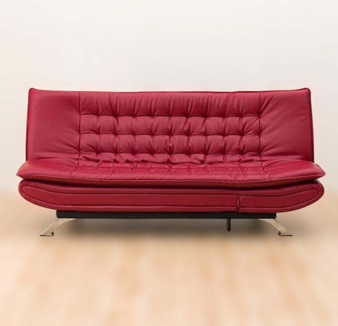 ［美品・送料込み］ニトリ ソファベッド Nシールド 赤