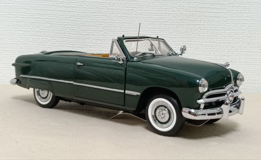 フランクリンミント Ford Convertible メドウグリーン 1/24 - メルカリ