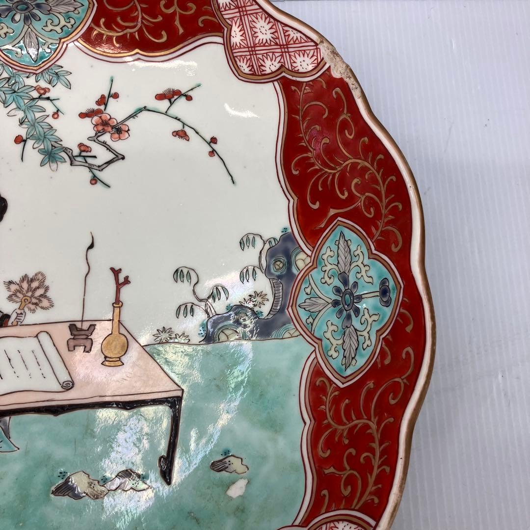 希少】江戸後期？ 古伊万里 色絵 唐人図 大皿 径約32cm 輪花皿 骨董品