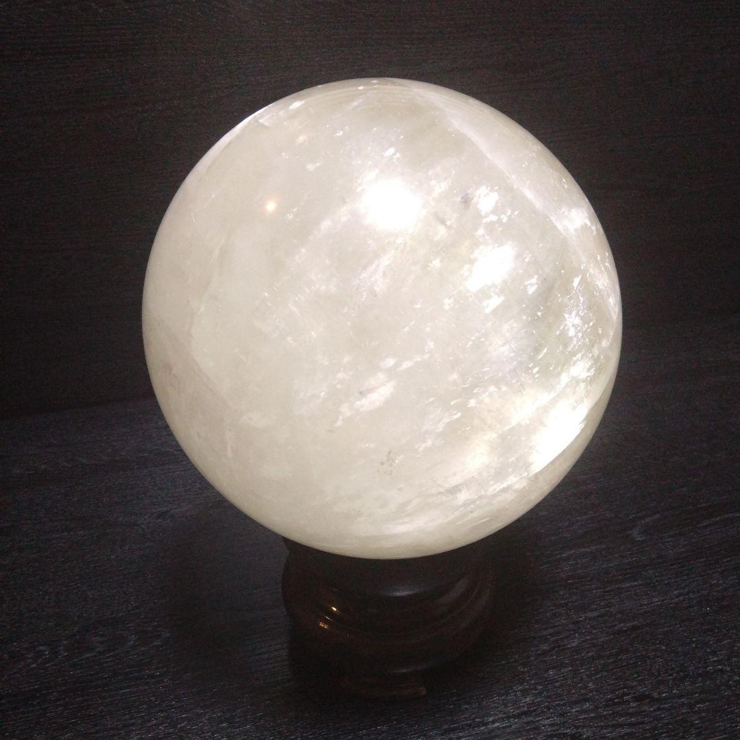 超巨大水晶玉　パワーストーン　風水　開運玉