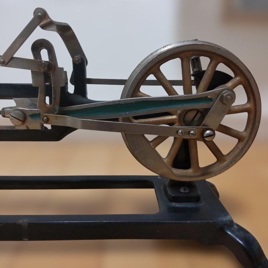 謎の金属製の品物①