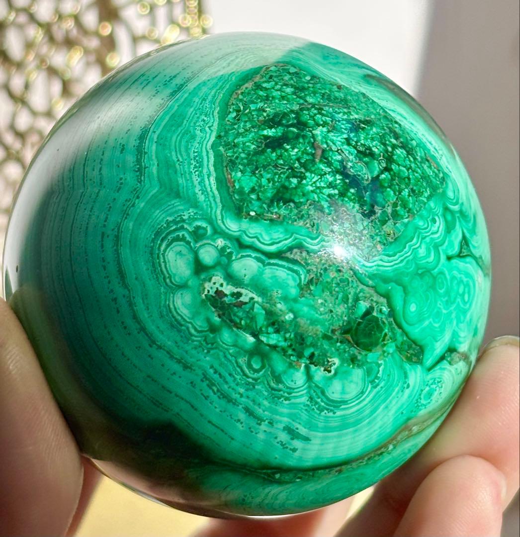 《絹層バンディング・コレクターズピース》　マラカイト　スフィア　丸玉　孔雀石