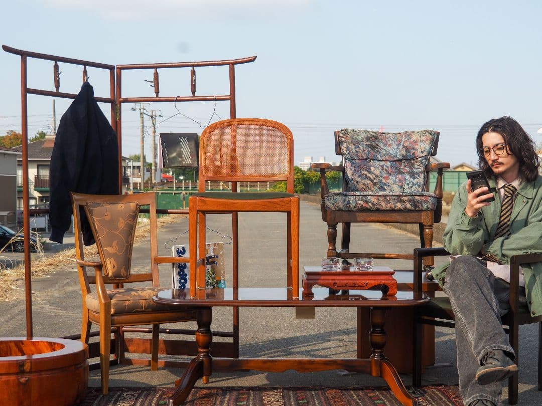 “karimoku”コーヒーローテーブル