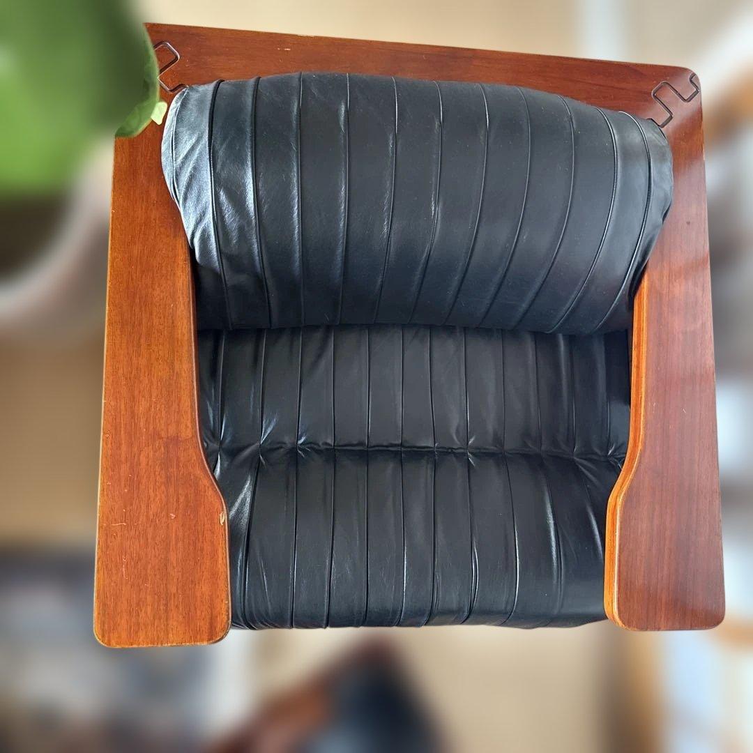 レア　Luciano Frigerio イタリア製　黒レザーアームチェア　1脚