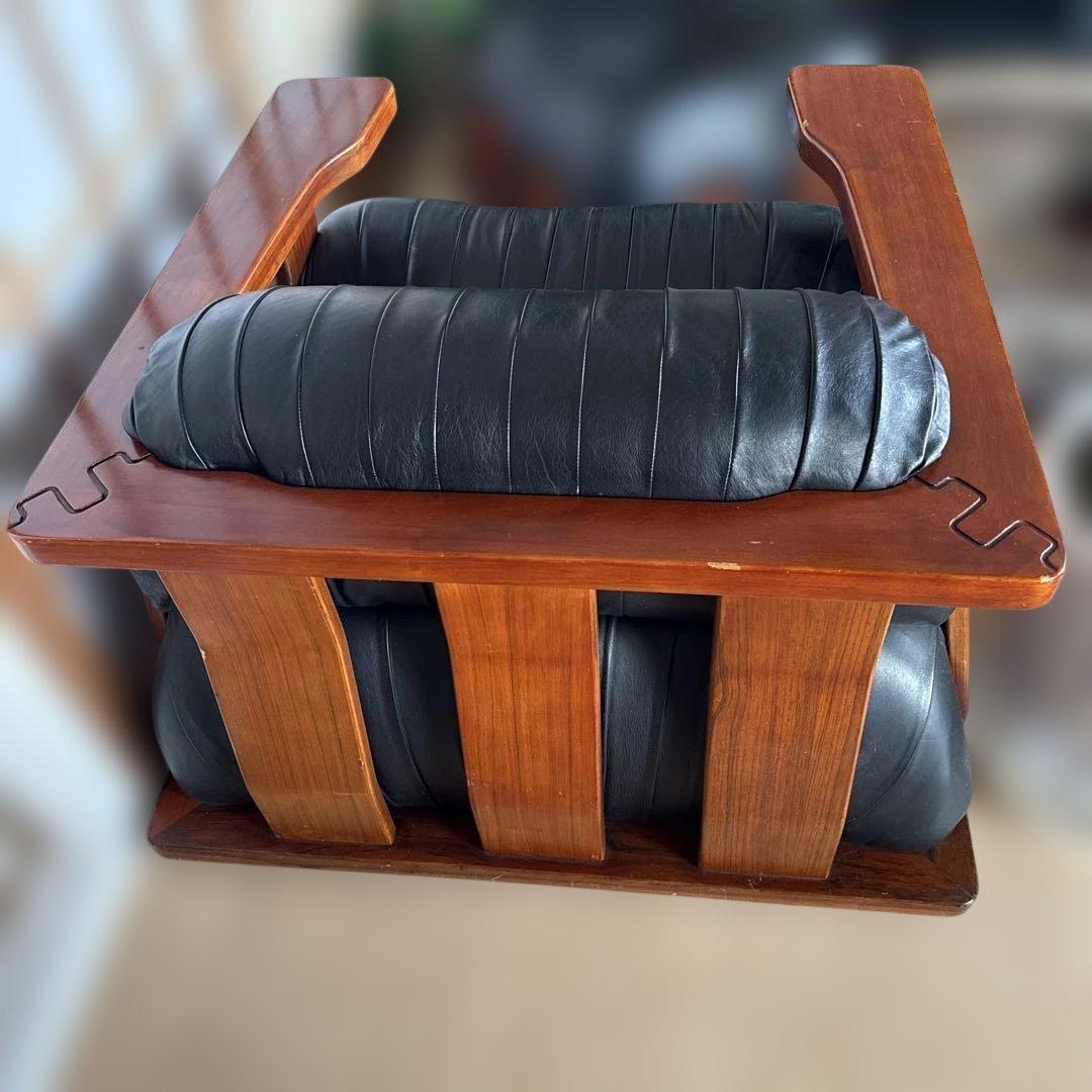 レア　Luciano Frigerio イタリア製　黒レザーアームチェア　1脚